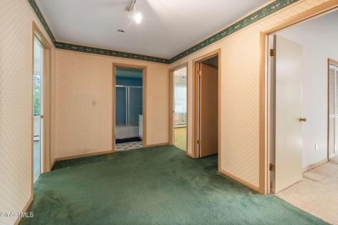 159 Currybush Connection Schenectady NY 12306