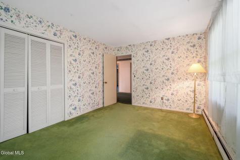 159 Currybush Connection Schenectady NY 12306