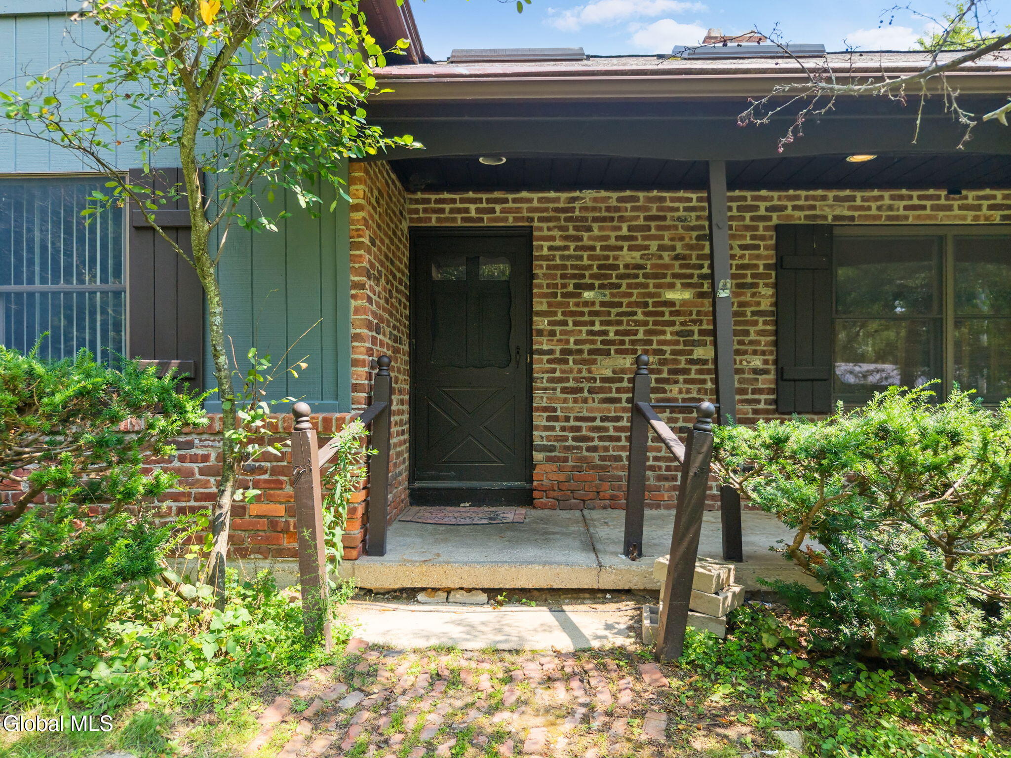 159 Currybush Connection Schenectady NY 12306