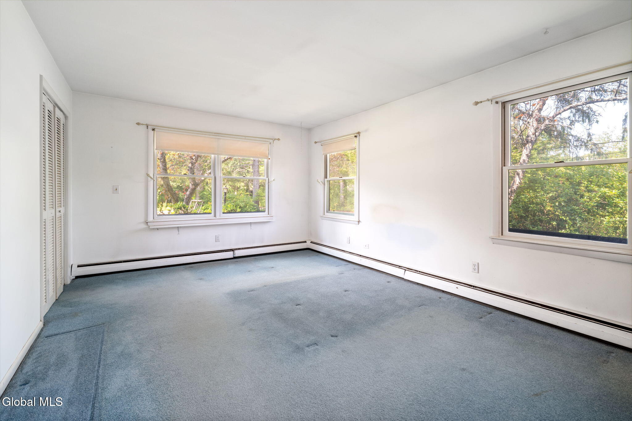159 Currybush Connection Schenectady NY 12306