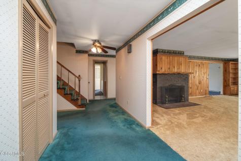 159 Currybush Connection Schenectady NY 12306