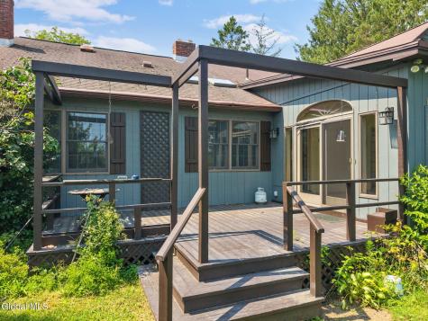 159 Currybush Connection Schenectady NY 12306