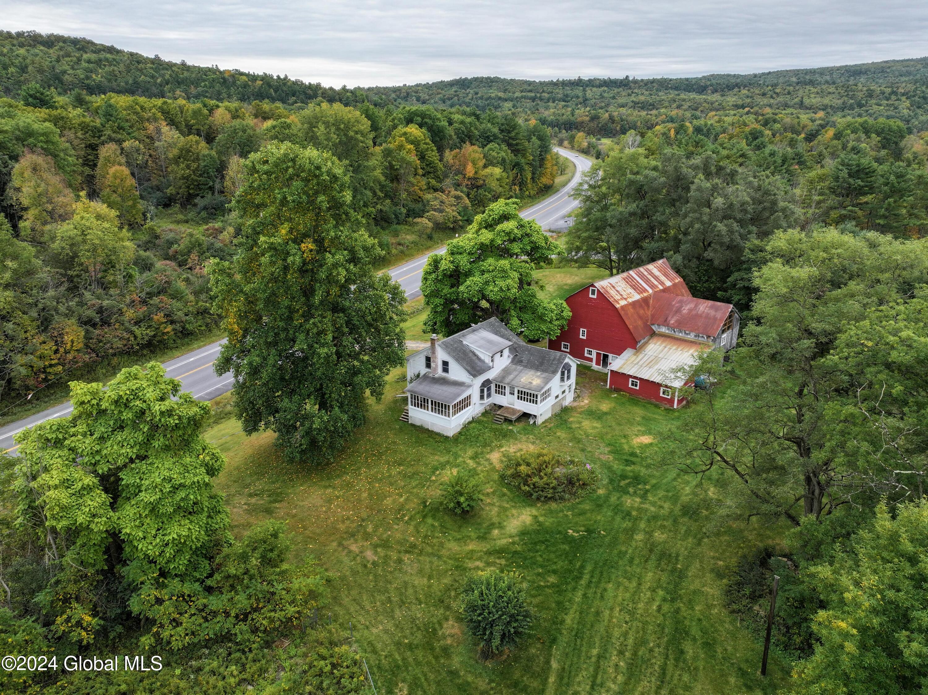 16151 Ny-22 Putnam Station NY 12861
