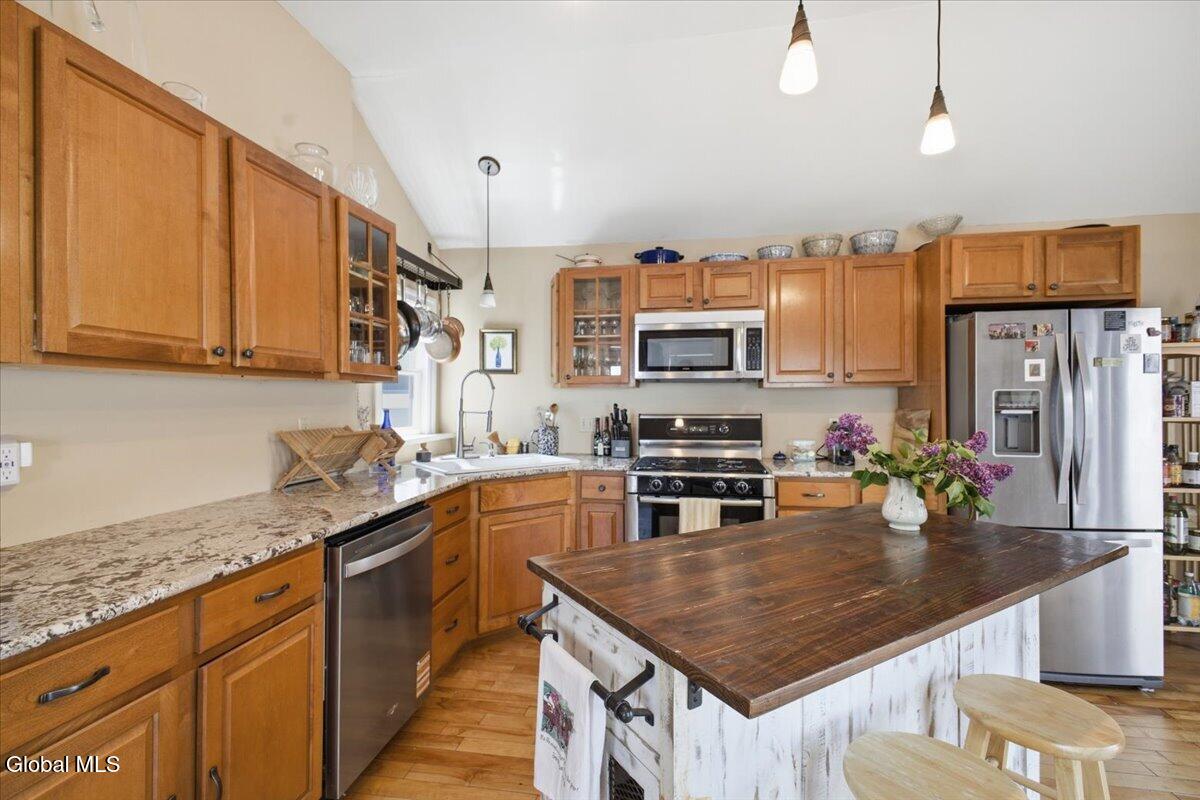27 Marvin Street Saratoga Springs NY 12866