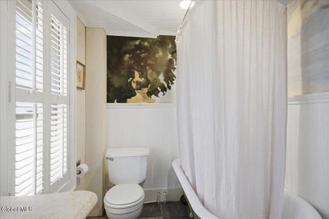 27 Marvin Street Saratoga Springs NY 12866