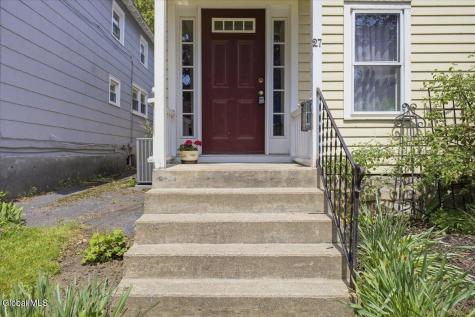 27 Marvin Street Saratoga Springs NY 12866