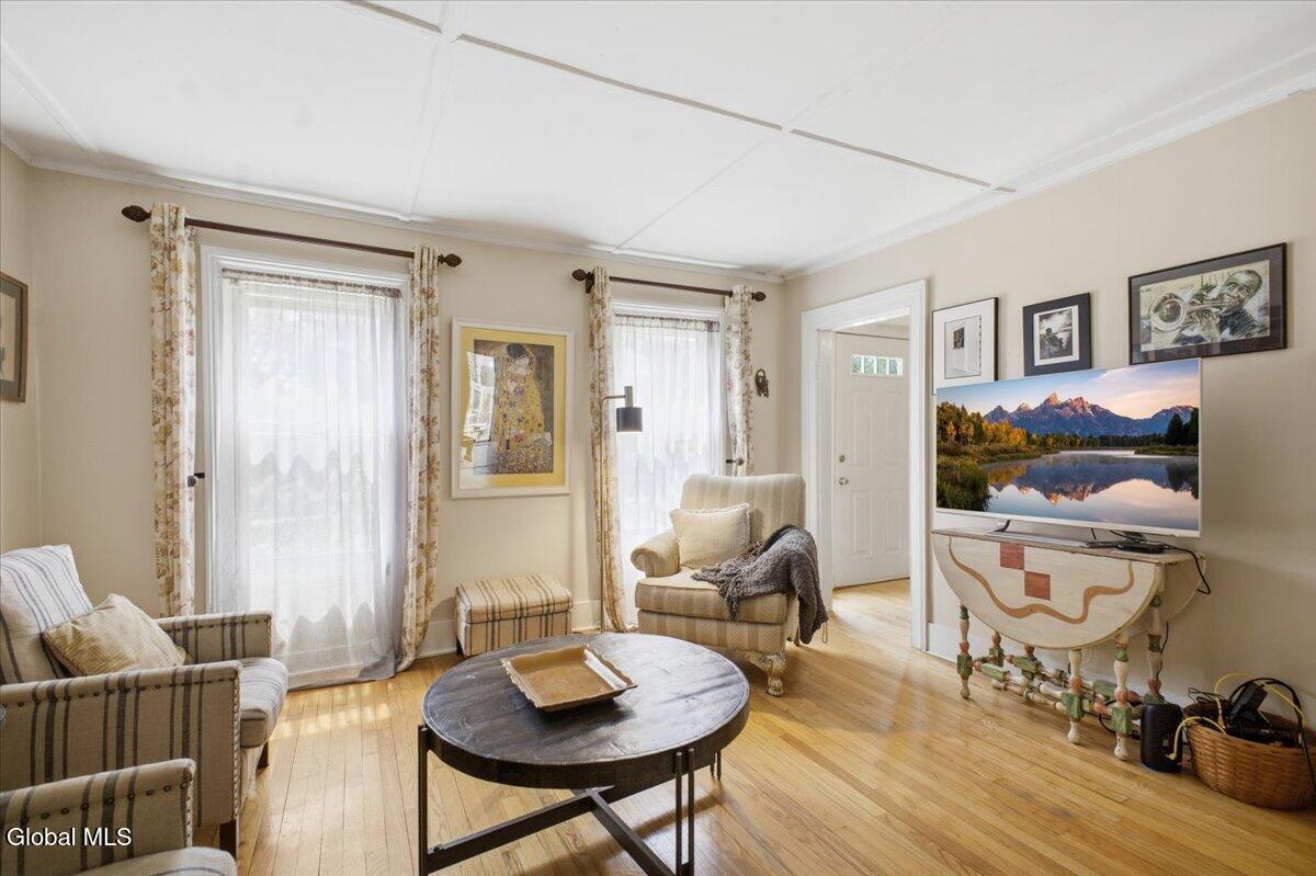 27 Marvin Street Saratoga Springs NY 12866