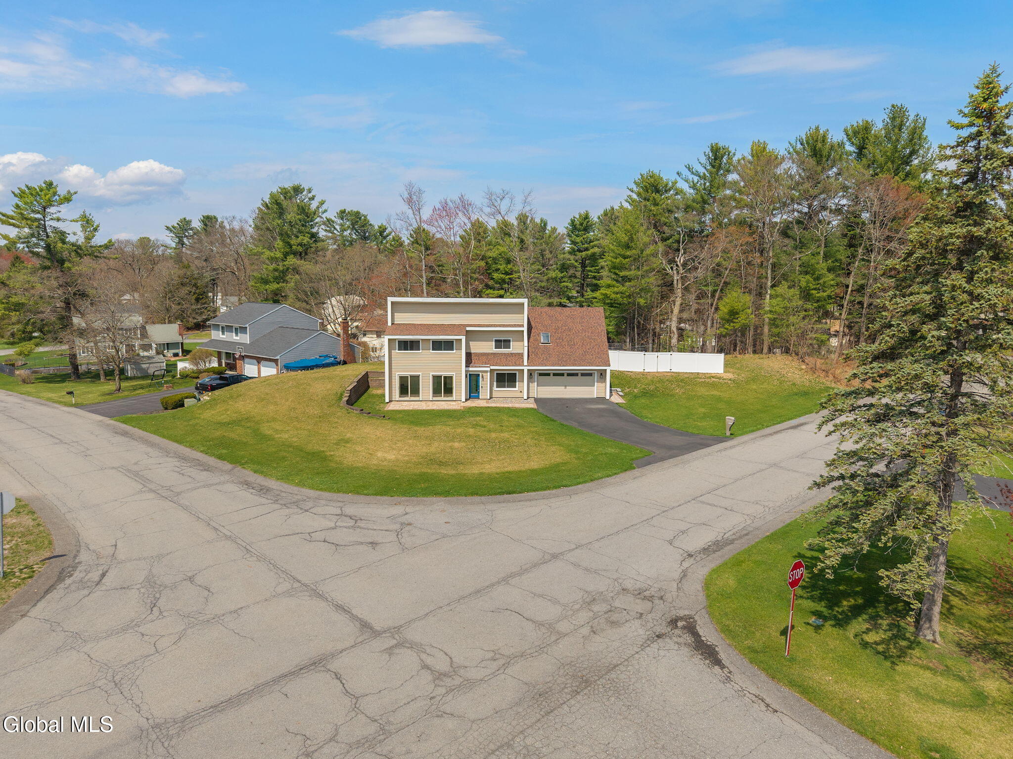 1412 Rocco Drive Schenectady NY 12303