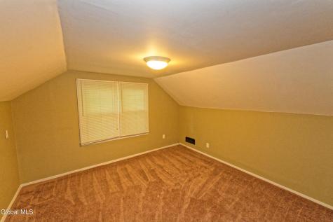 1585 Regal Avenue Schenectady NY 12309