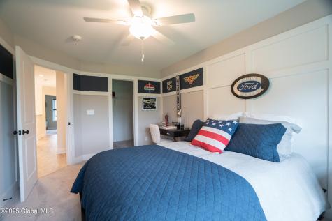 4 Windrow Way Mechanicville NY 12118