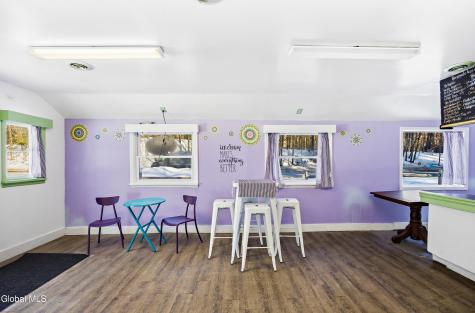 588 Lake Avenue Saratoga Springs NY 12866