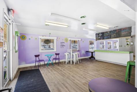 588 Lake Avenue Saratoga Springs NY 12866