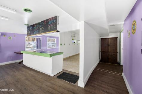 588 Lake Avenue Saratoga Springs NY 12866