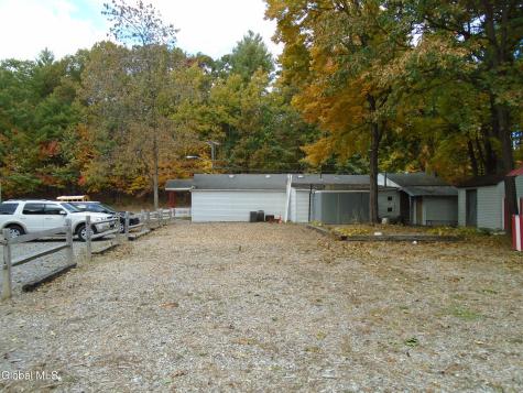 588 Lake Avenue Saratoga Springs NY 12866