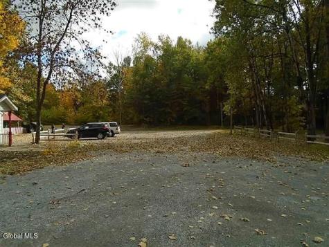 588 Lake Avenue Saratoga Springs NY 12866