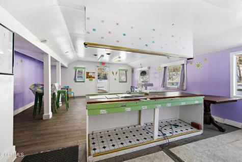 588 Lake Avenue Saratoga Springs NY 12866