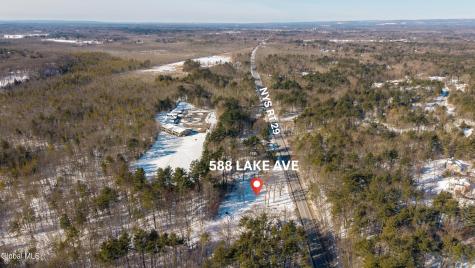 588 Lake Avenue Saratoga Springs NY 12866