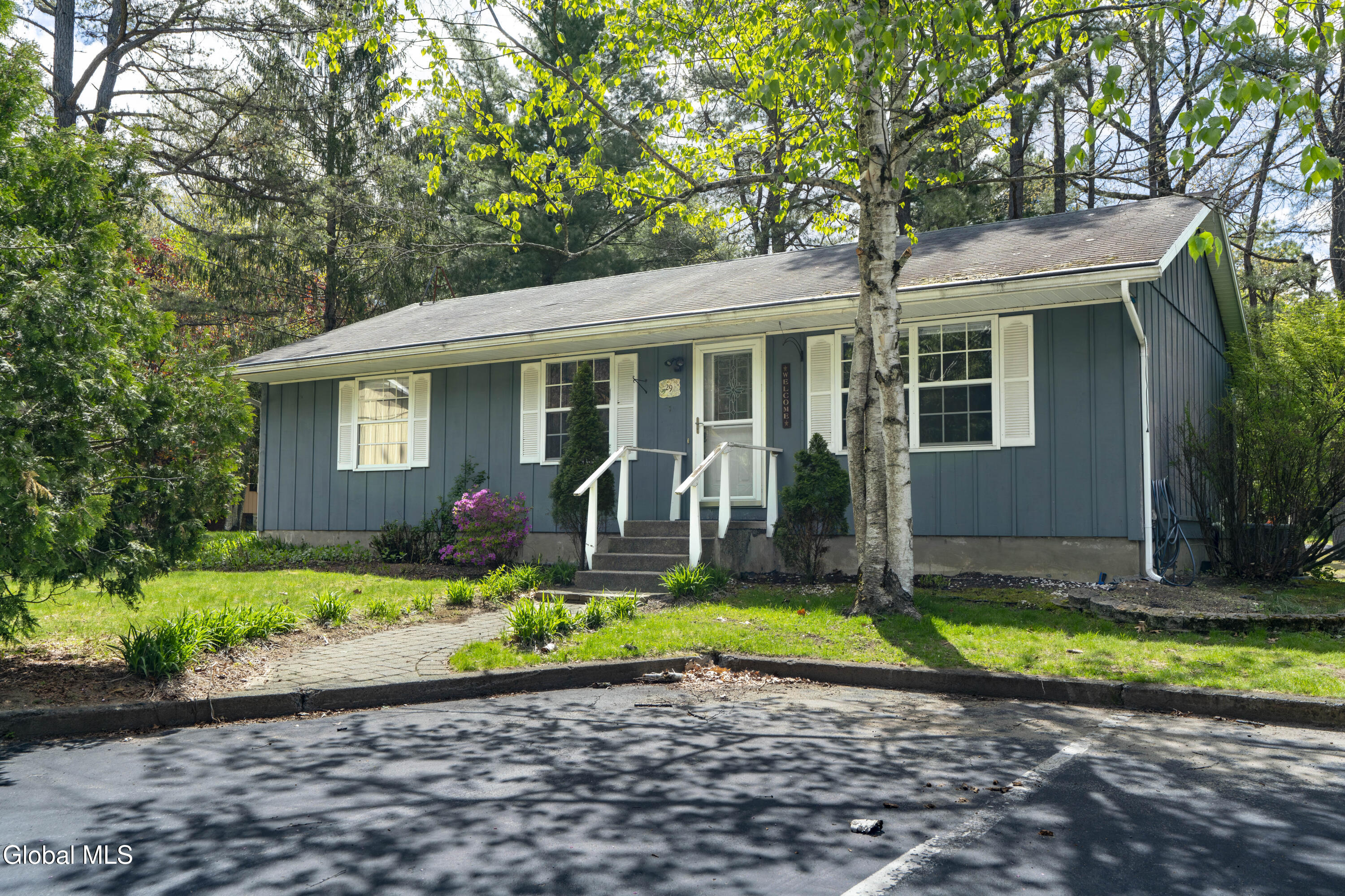 29 Quail Court Saratoga Springs NY 12866