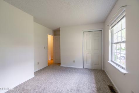 29 Quail Court Saratoga Springs NY 12866