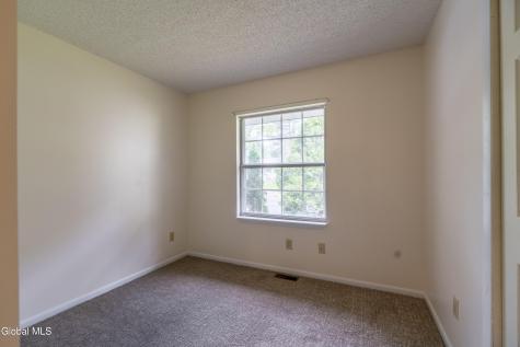 29 Quail Court Saratoga Springs NY 12866