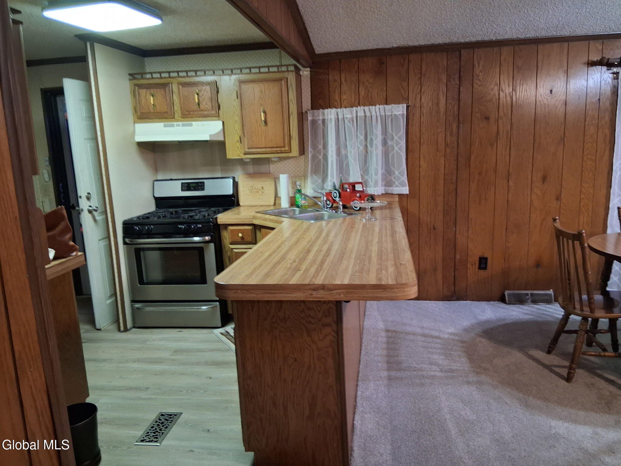 136 Fayville Road Middle Grove NY 12850