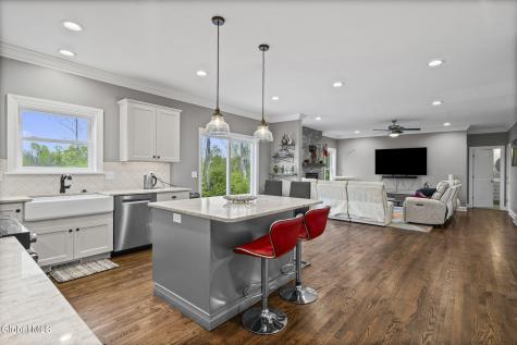 31 Stablegate Drive Ballston Lake NY 12019