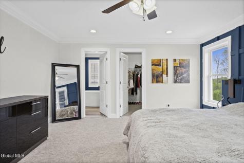 31 Stablegate Drive Ballston Lake NY 12019