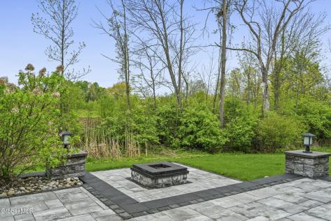31 Stablegate Drive Ballston Lake NY 12019