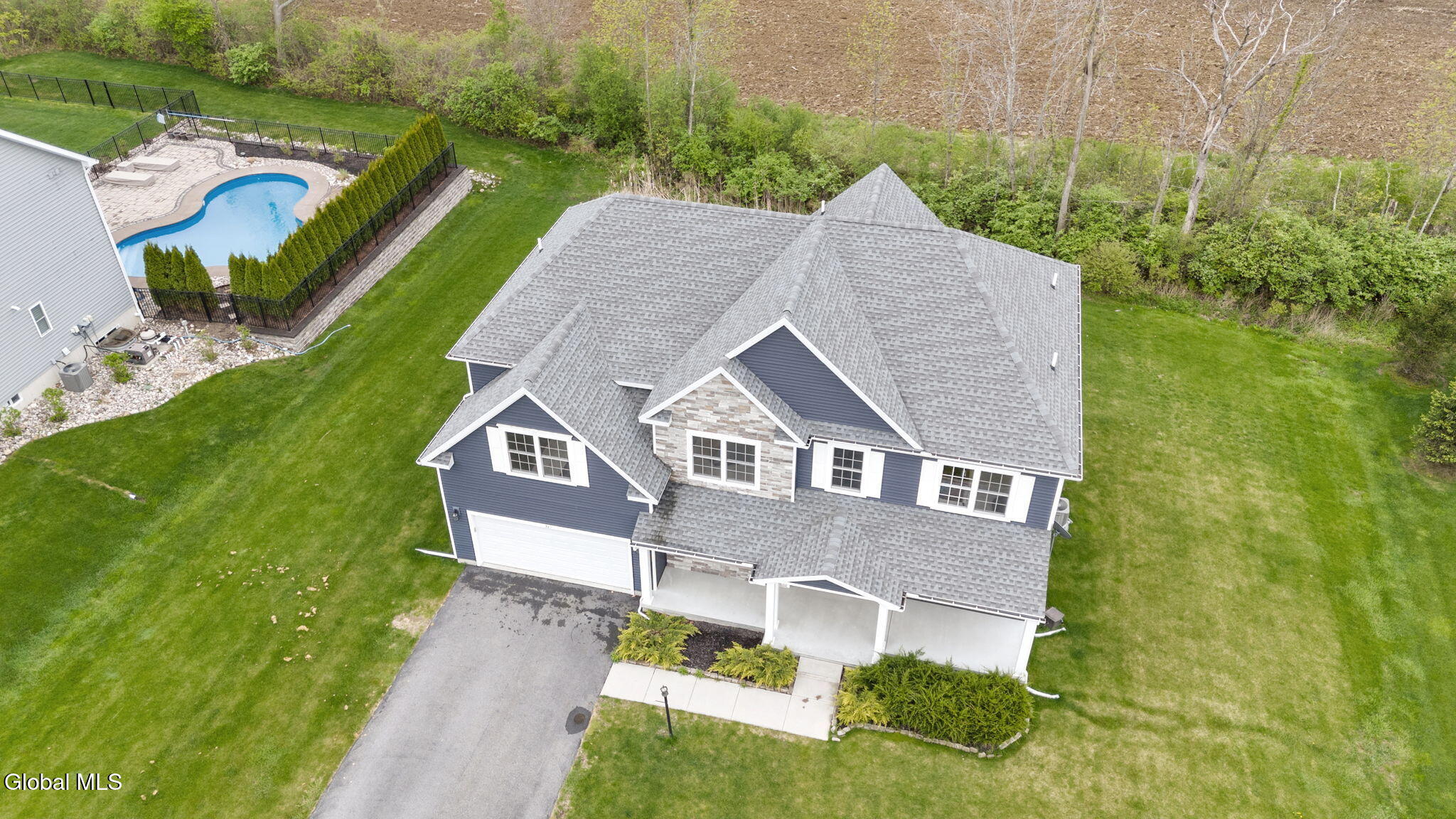 31 Stablegate Drive Ballston Lake NY 12019