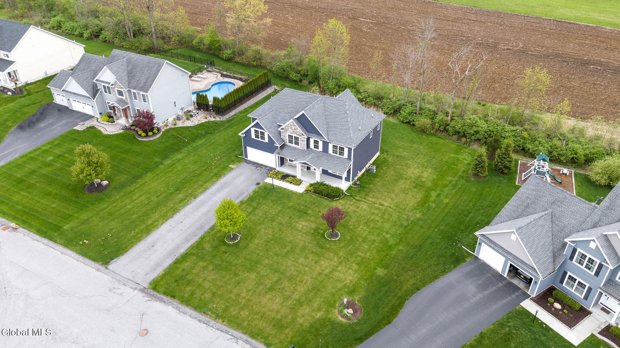31 Stablegate Drive Ballston Lake NY 12019