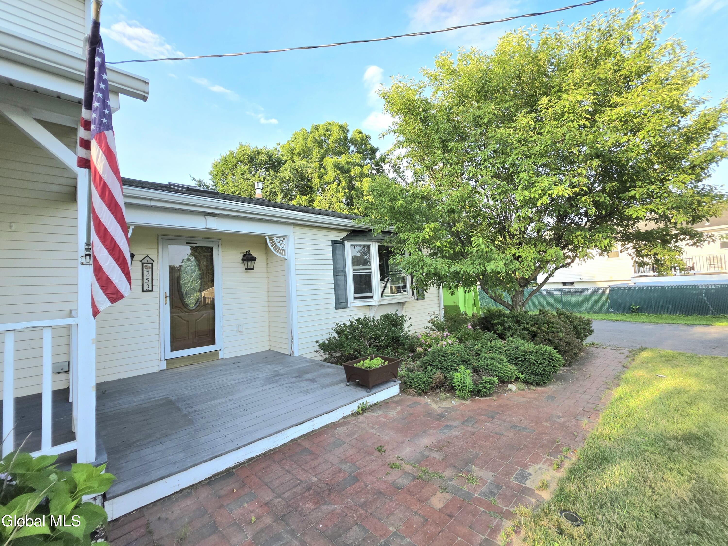 253 Van Vorst Road Ballston Lake NY 12019