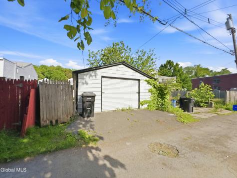415 4th Street Troy NY 12180