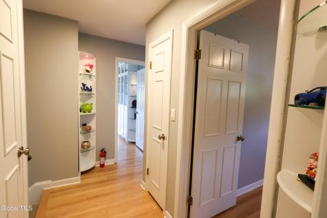47 Nicholas Drive Albany NY 12205