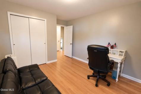47 Nicholas Drive Albany NY 12205