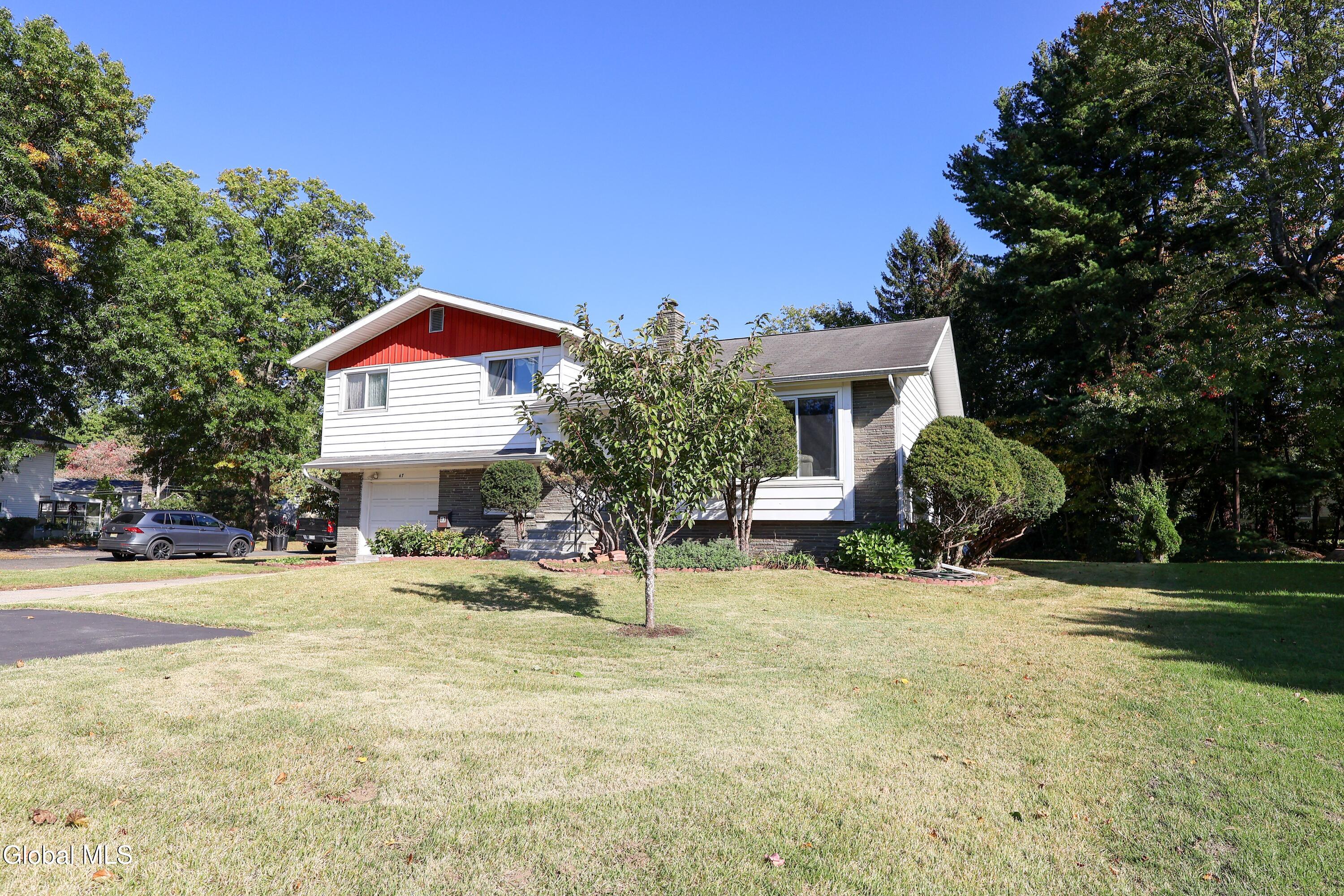 47 Nicholas Drive Albany NY 12205