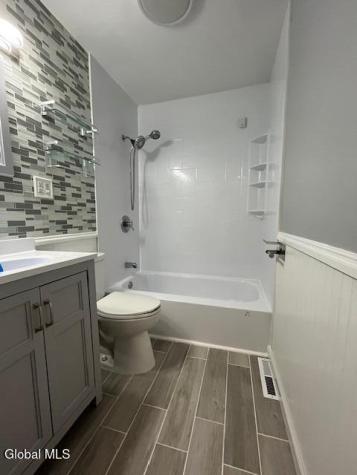 51 Sherwood Drive Latham NY 12110