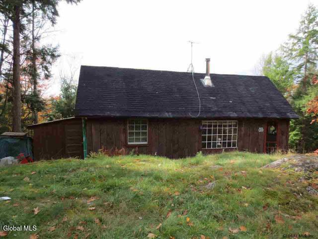 90 & 98 Rainbow Way Hampton NY 12887
