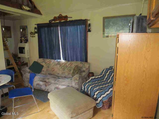 90 & 98 Rainbow Way Hampton NY 12887