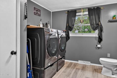 6679 New York 5 Fort Plain NY 13339