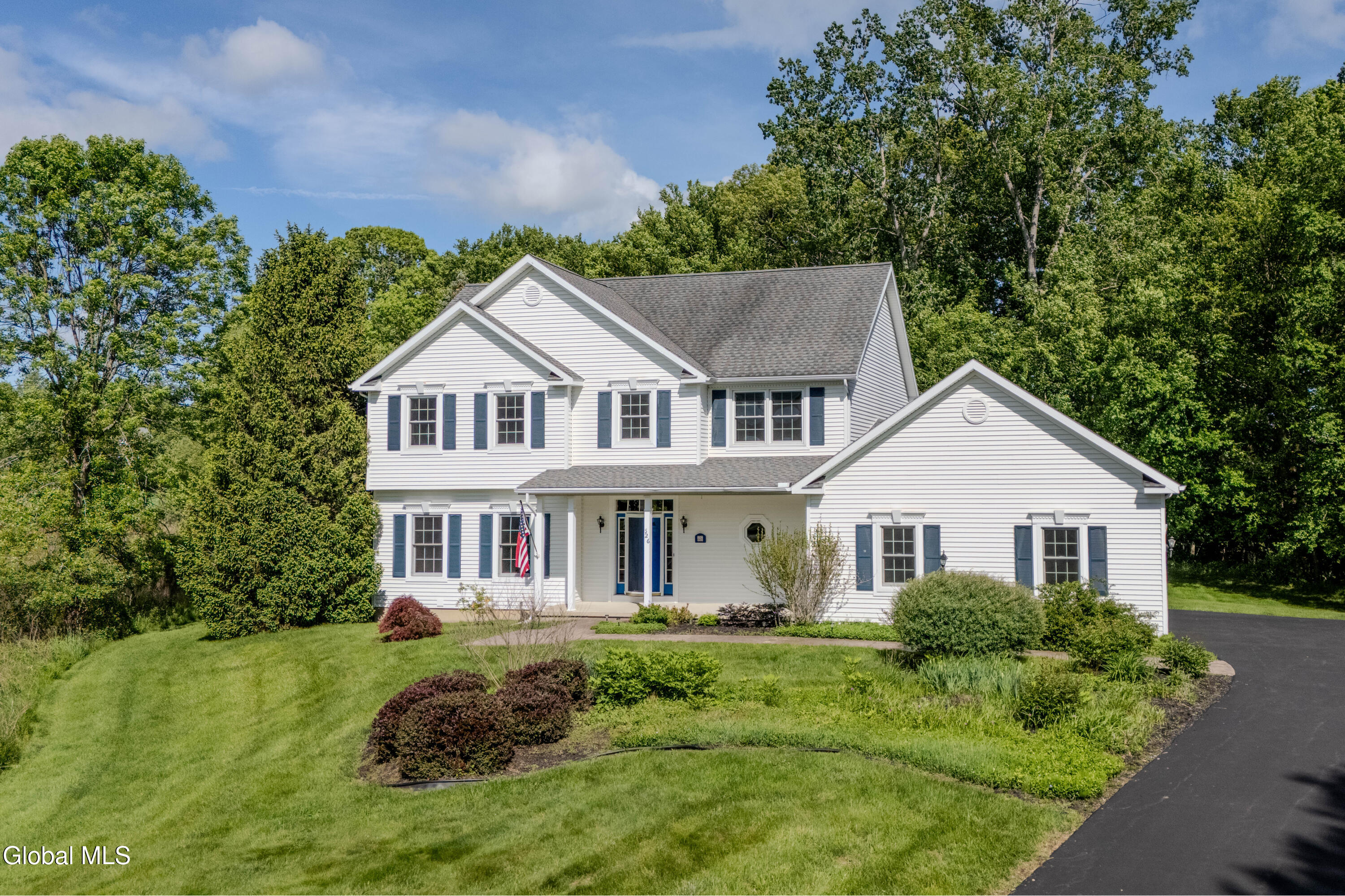 826 Creek Court Slingerlands NY 12159