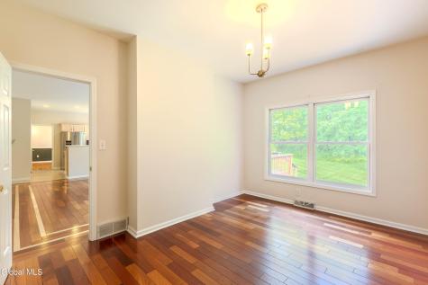 826 Creek Court Slingerlands NY 12159