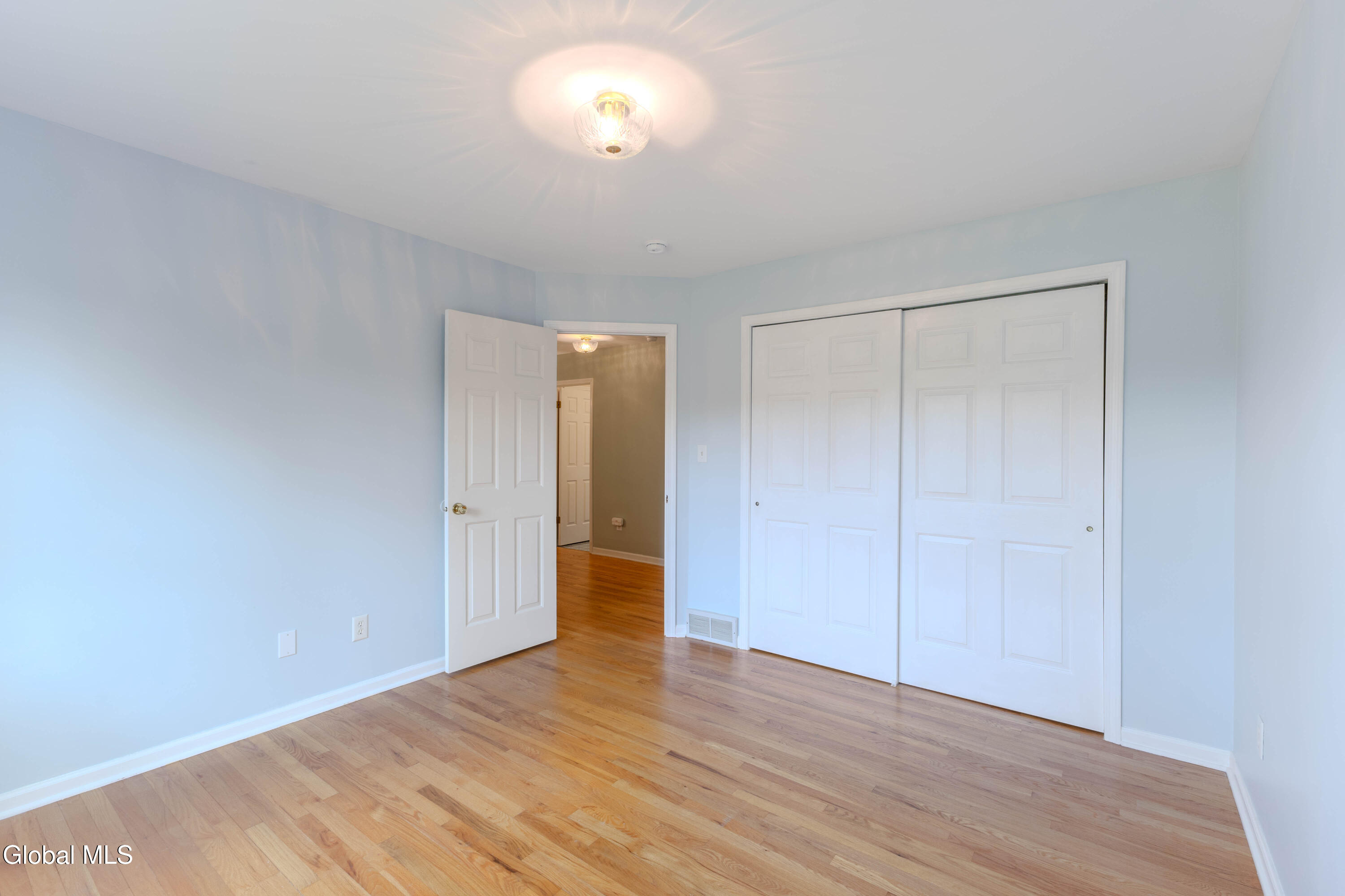 826 Creek Court Slingerlands NY 12159