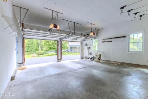 826 Creek Court Slingerlands NY 12159
