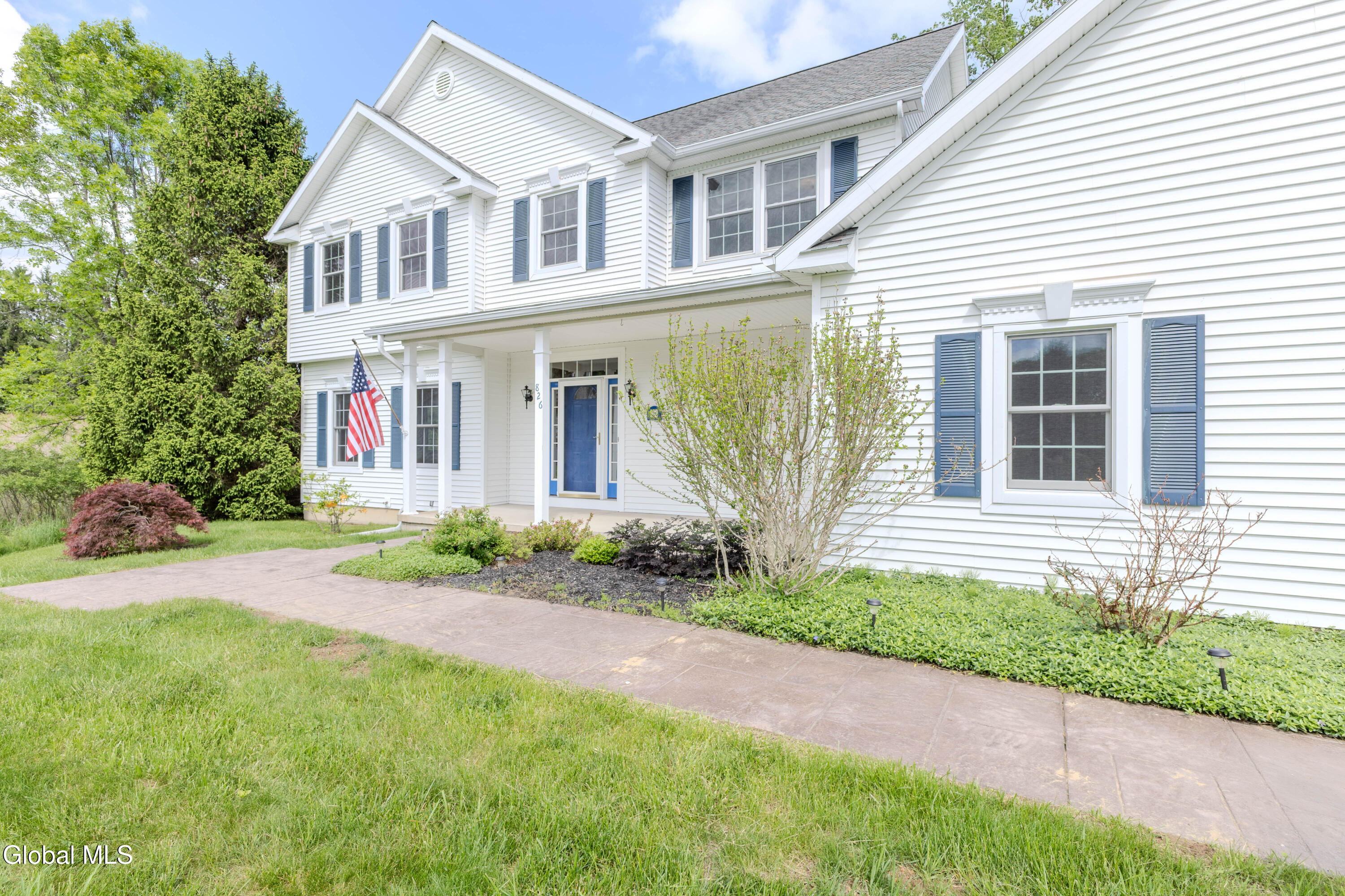 826 Creek Court Slingerlands NY 12159