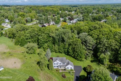 826 Creek Court Slingerlands NY 12159