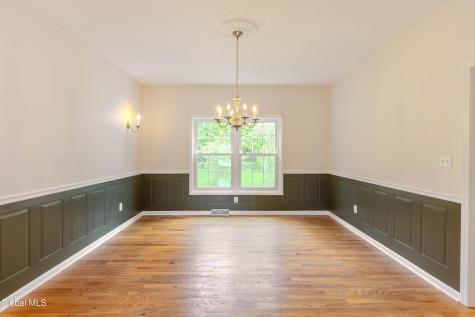 826 Creek Court Slingerlands NY 12159