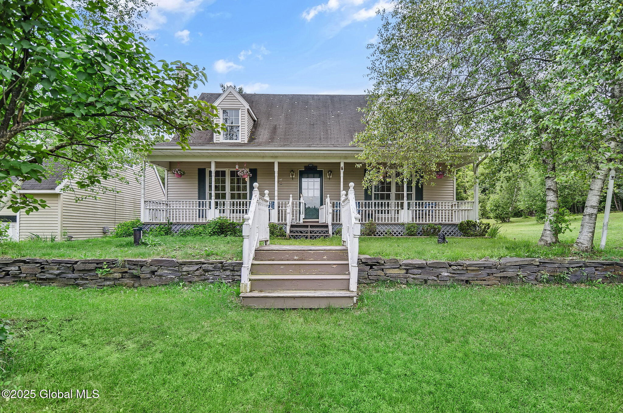 18 Johnson Lane Averill Park NY 12018