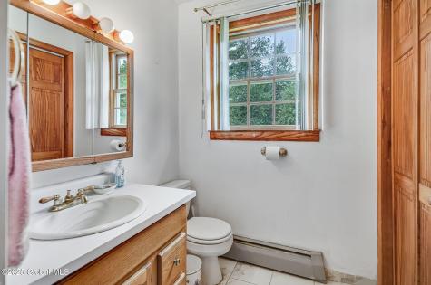 18 Johnson Lane Averill Park NY 12018