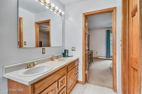 18 Johnson Lane Averill Park NY 12018