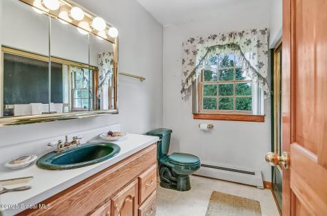 18 Johnson Lane Averill Park NY 12018